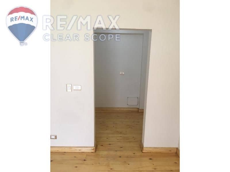 7 8835212e-000f-433d-be8d-cea202e68903. jpg