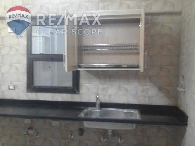 8 a4f86932-9c44-47b7-8571-6b16020491c5. jpg