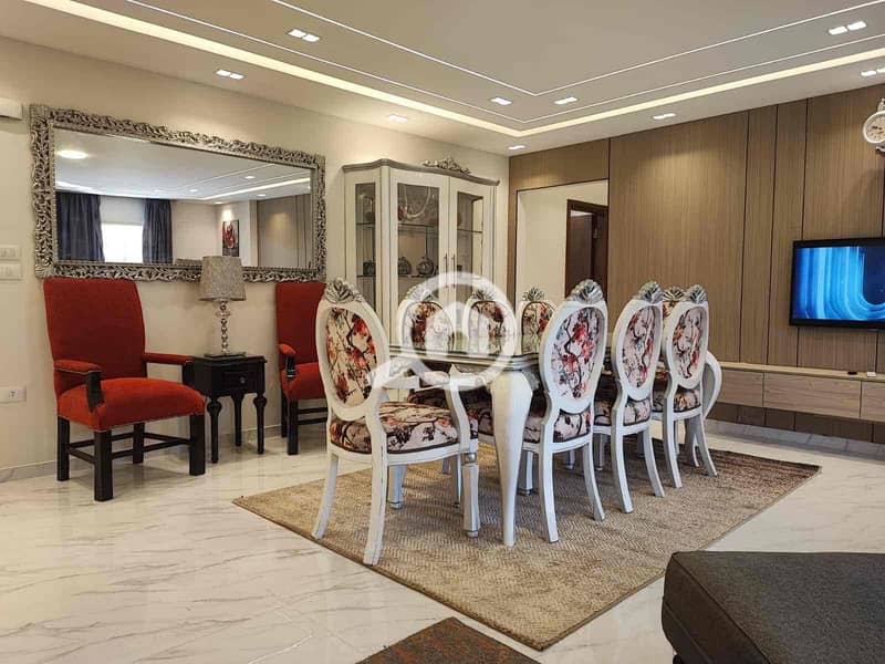 2 d38f8bb9-6390-4ec4-99fa-099875f18f49. jpg