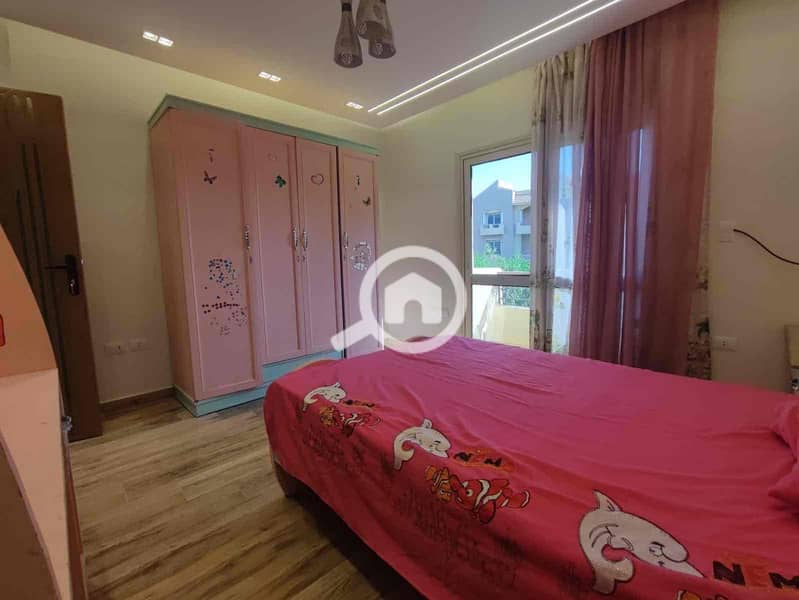 40 fe32959d-8991-4214-826d-d6464580e4bb. jpg