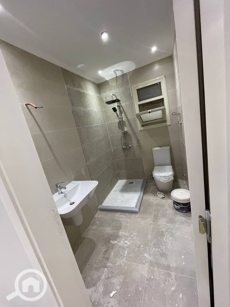 7 0547b8c7-e3db-465a-83c6-5dc6b38f2697. jpeg