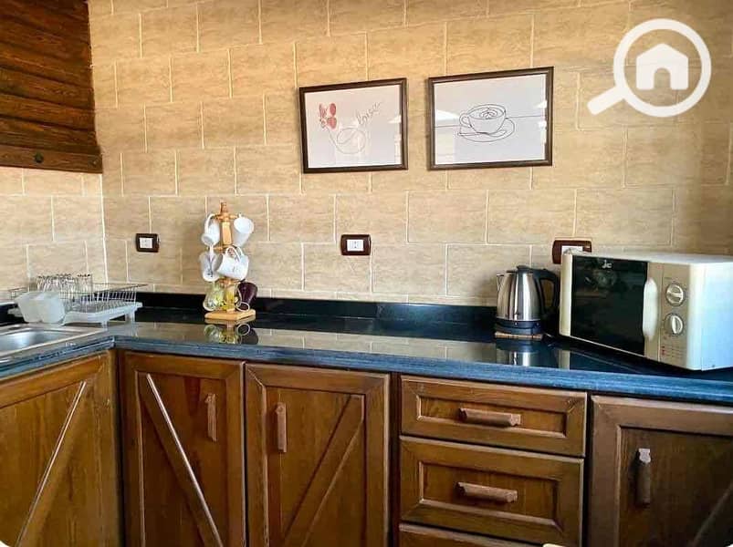 16 adc172d5-0a0a-4527-a8fe-f0184fbf15af. jpg