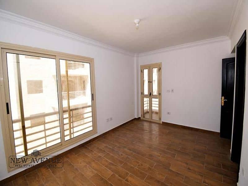 10 WhatsApp Image 2025-10-28 at 5.38. 44 PM. jpg