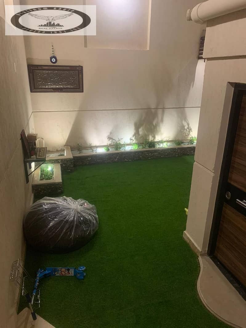 6 076fa37c-86d1-429d-9650-cb03d6648bf9. jpg