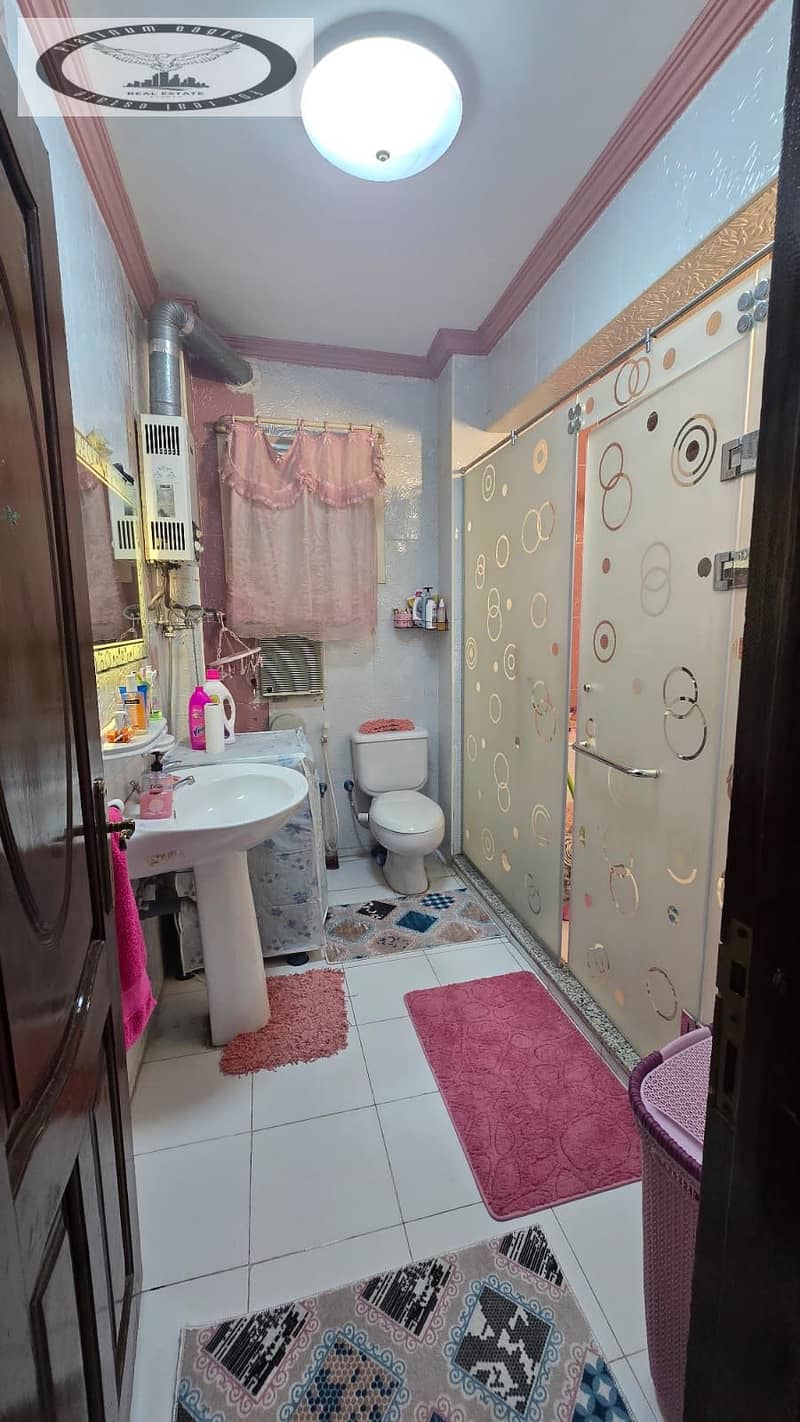 17 229c3319-43f2-48ef-92db-efdea8f30b03. jpg