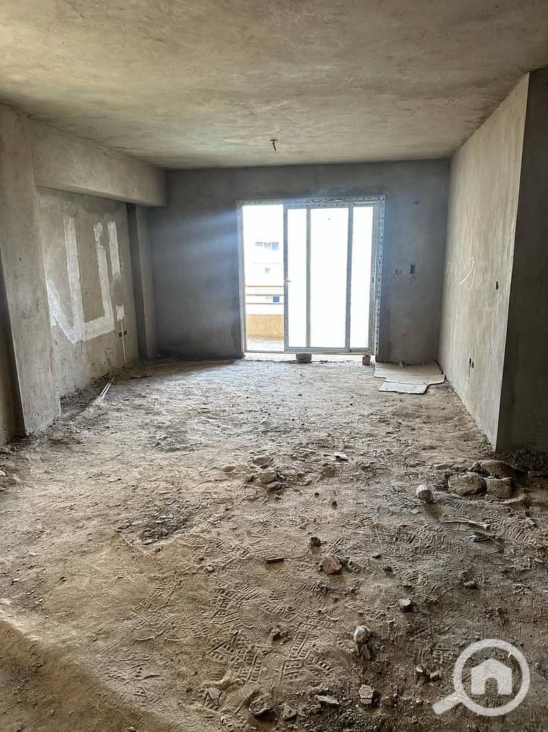 4 1971e7d5-8882-49f8-9bf0-ac17a2b624c9. jpeg