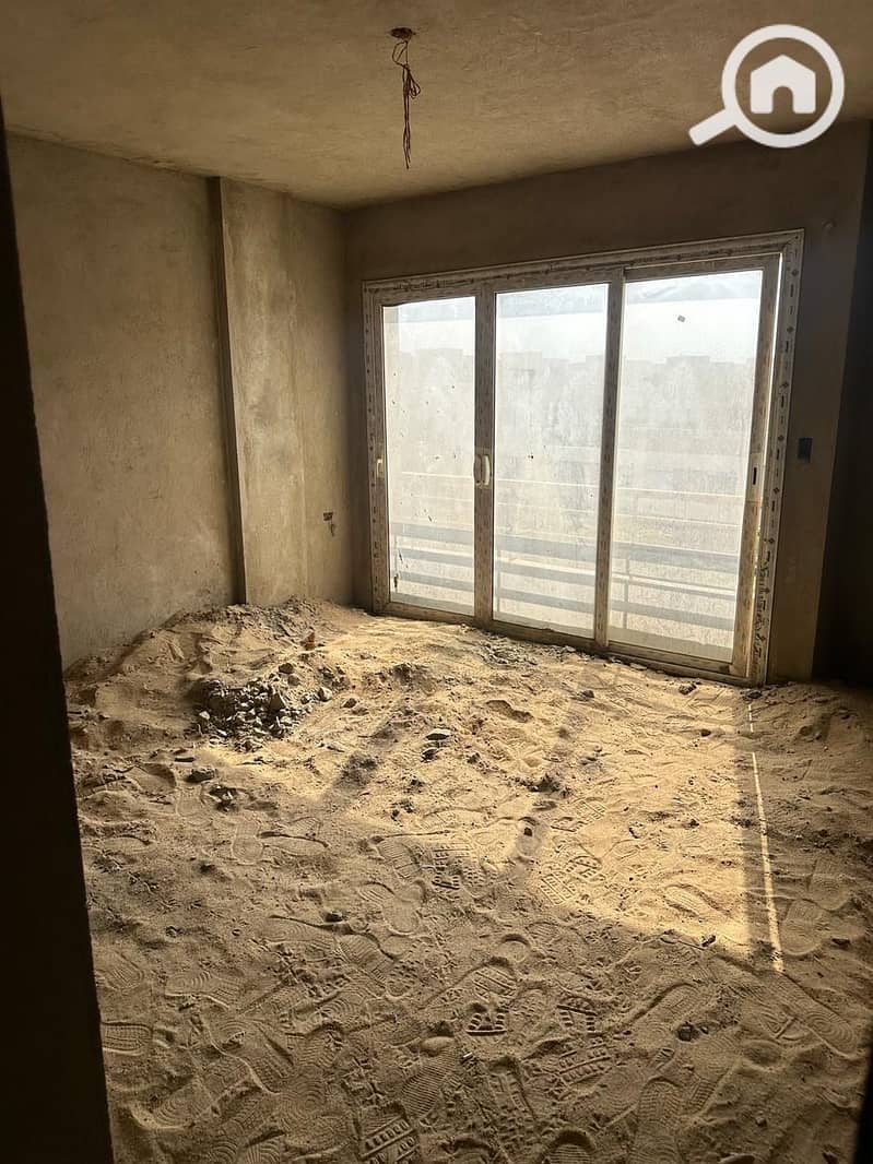 5 ce497b87-54e7-4fc9-b390-ada6803b6ccf. jpeg