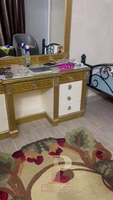 18 frame_1_28_9f. jpeg