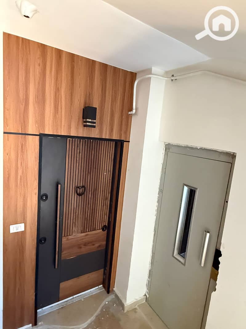 2 WhatsApp Image 2025-10-20 at 9.15. 48 AM. jpeg