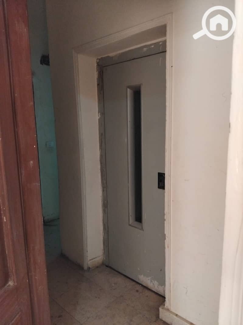 11 206e790d-ad8a-445e-afbb-e17b56a90912. jpeg