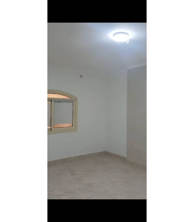 4 WhatsApp Image 2025-10-28 at 11.37. 49 AM. jpg