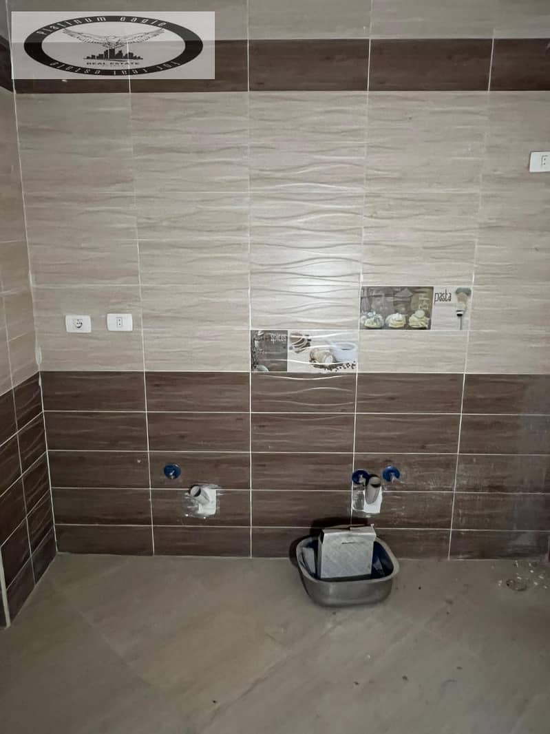 10 5ac54794-4d2d-47df-924c-f4b04bf59d29. jpg