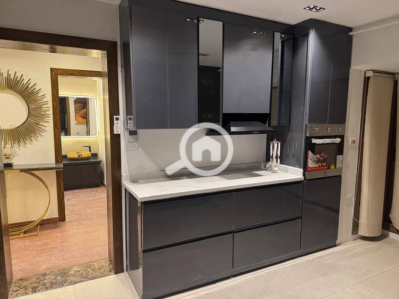 5 4dd95715-3abb-47a6-bc2b-6a58a5f9bafe. jpeg