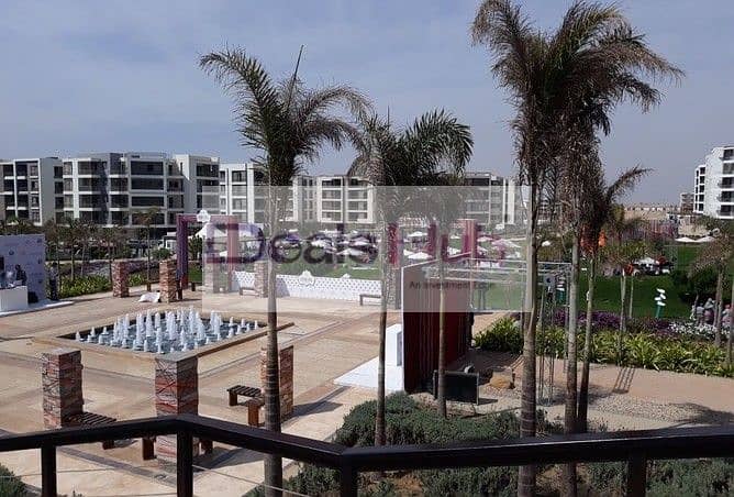 6 374389-efb1bo. jpg