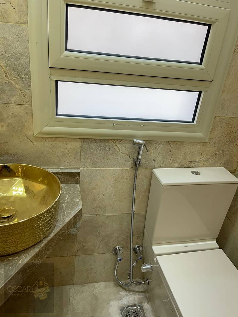 4 WhatsApp Image 2024-12-02 at 15.21. 38_add0eecd. jpg