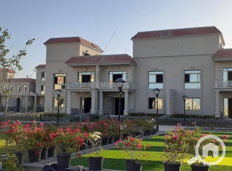 10 f9d90a8b-e1b2-47bd-b2f3-2a1b6412ce00. jpg