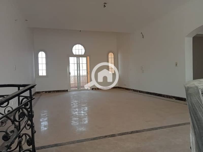 6 28f99f1a-19ca-4dc8-8b7b-b5e0104ee580. jpeg