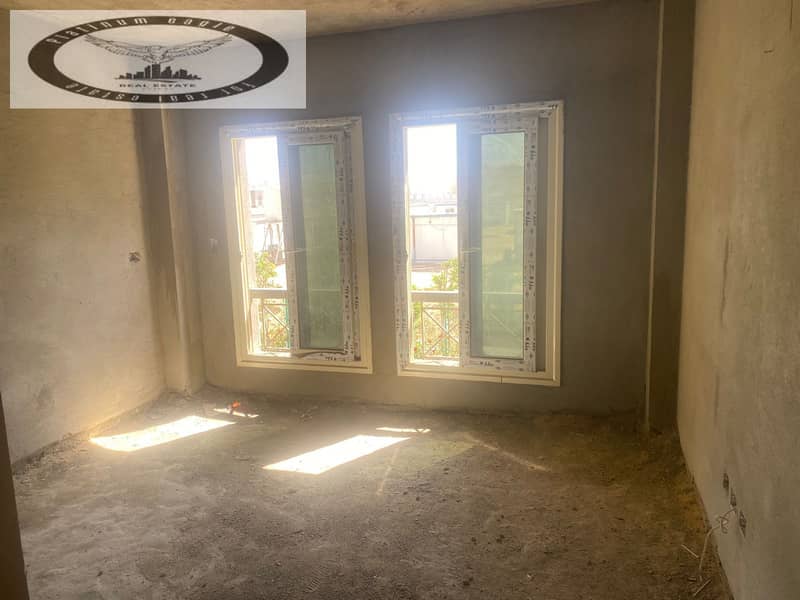 8 4746921f-26db-4999-9a20-7b5c324e0d99. jpg