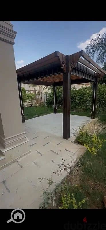 10 276d52ca-65d4-45ff-b35a-47618e440ef6. jpg