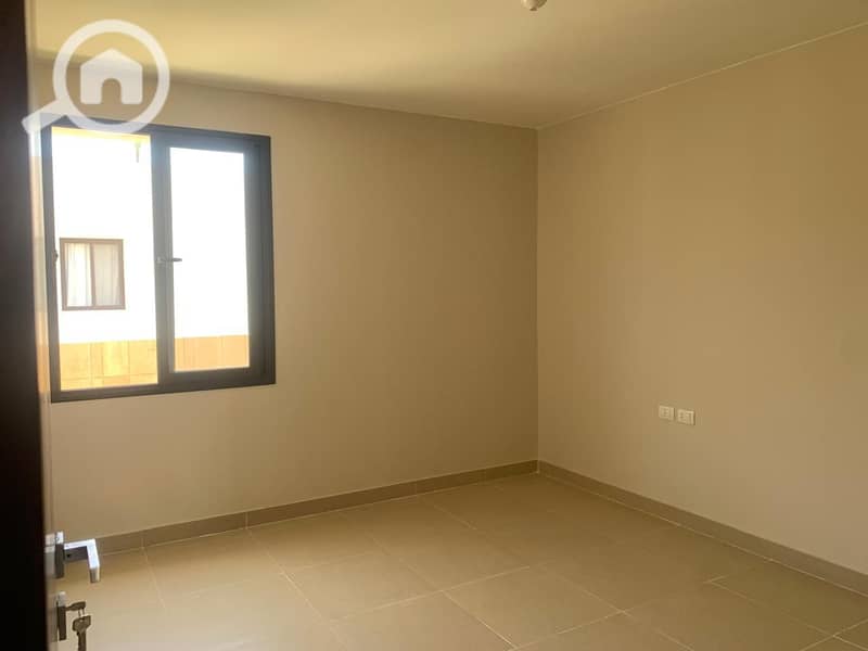 2 WhatsApp Image 2025-10-26 at 16.06. 12_67fea110. jpg