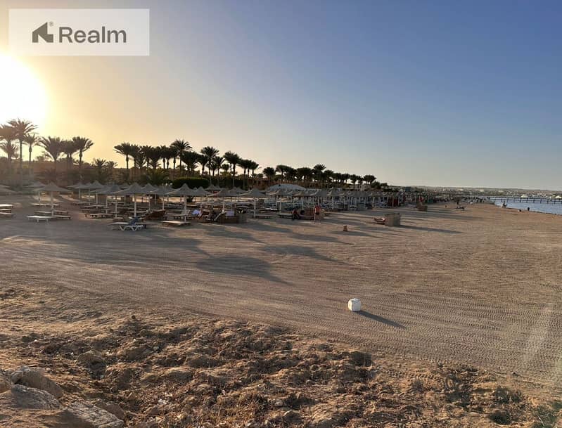 7 7e486006-ff8f-4e8c-a1e5-65f7475c4a2d. jpg