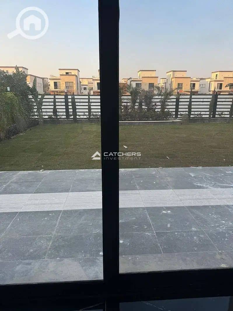 9 32833769-800x600. jpg