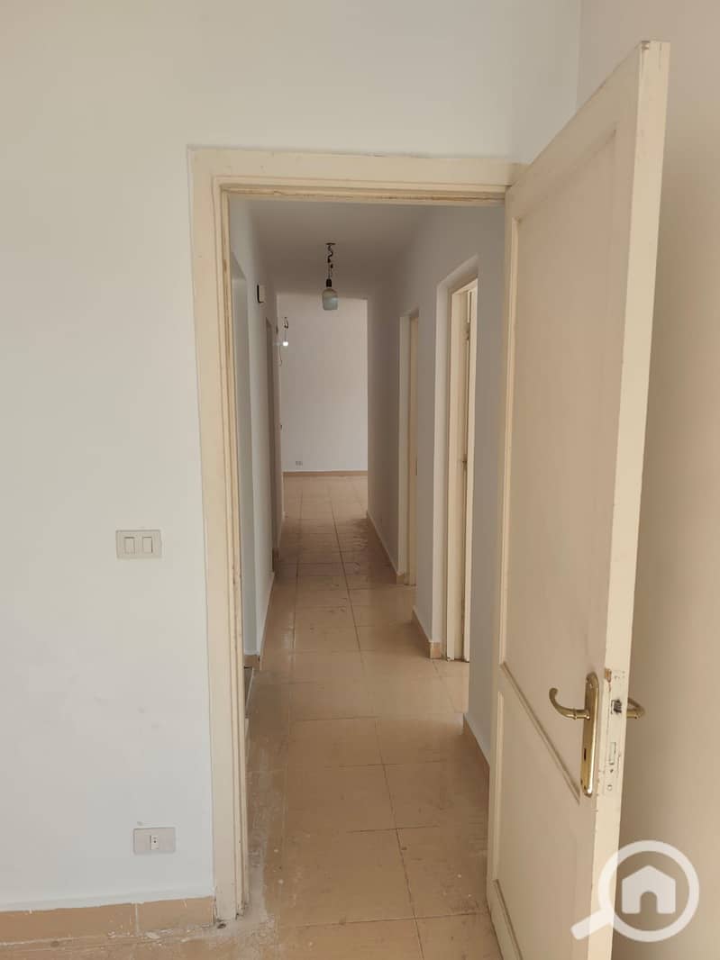 3 0f33b370-ffce-450b-9a05-6a2162e46e5c. jpg