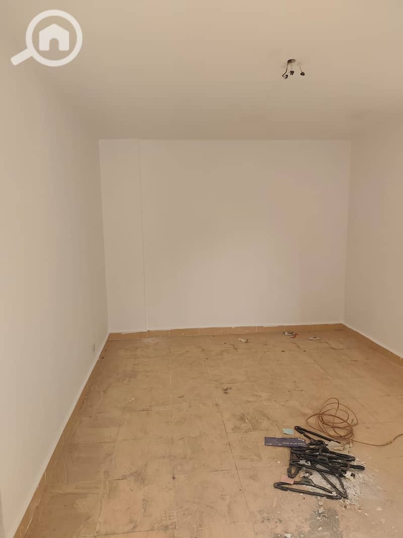 9 09b0842f-2e29-4850-ab96-8b14b474824b. jpg