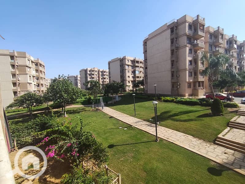 11 db176c5e-8f24-4267-87cf-753240430b84. jpg