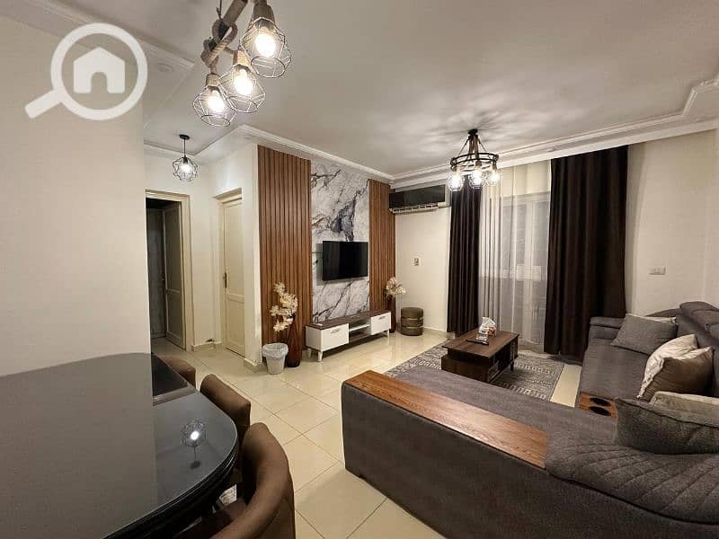 للبيع شقه في مدينتي 85م بحديقه 40م البيع يشمل كل شيء بالشقه b11 للبيع شقه في مدينتي 85م بحديقه 40م البيع يشمل كل شيء بالشقه b11