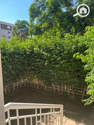 3 Bedroom Flat for Rent in Madinaty, Cairo - للايجار شقه بمدينتي مساحه 124م بحديقة 65م بي1 بها مطبخ خشب الخدمات