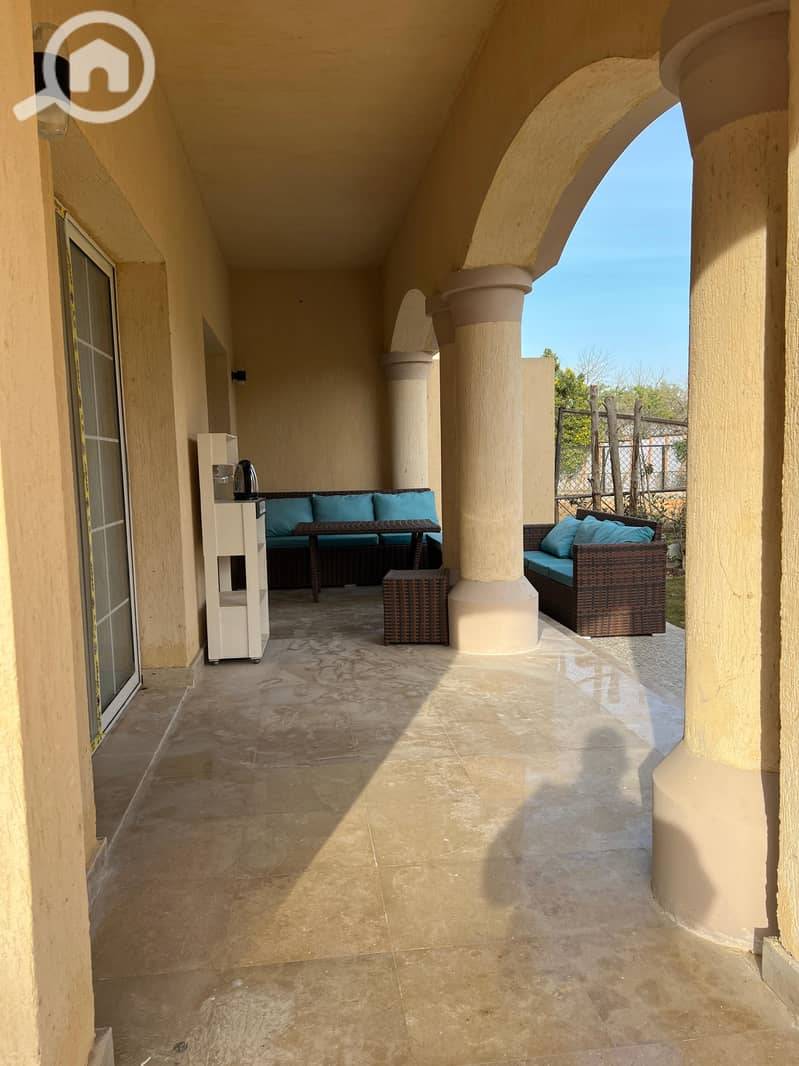 18 a048e80e-206f-4c11-b2d5-fb3ee4c18d70. jpeg