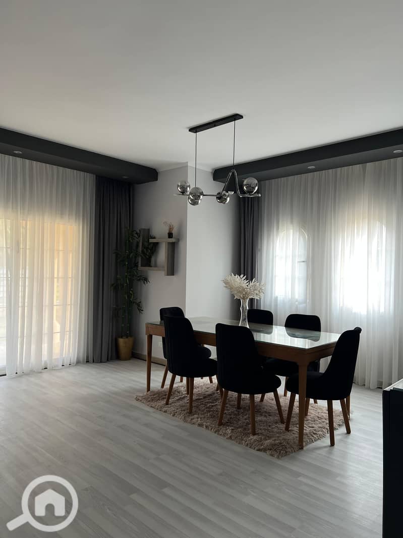 19 b31b4e99-e038-4ab5-bac3-67cea09a12d8. jpeg