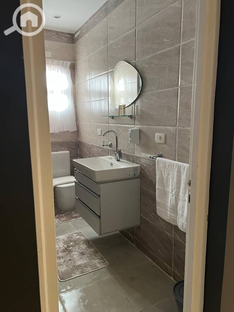 25 df6c019b-5f08-4ef9-8331-07d93650f037. jpeg