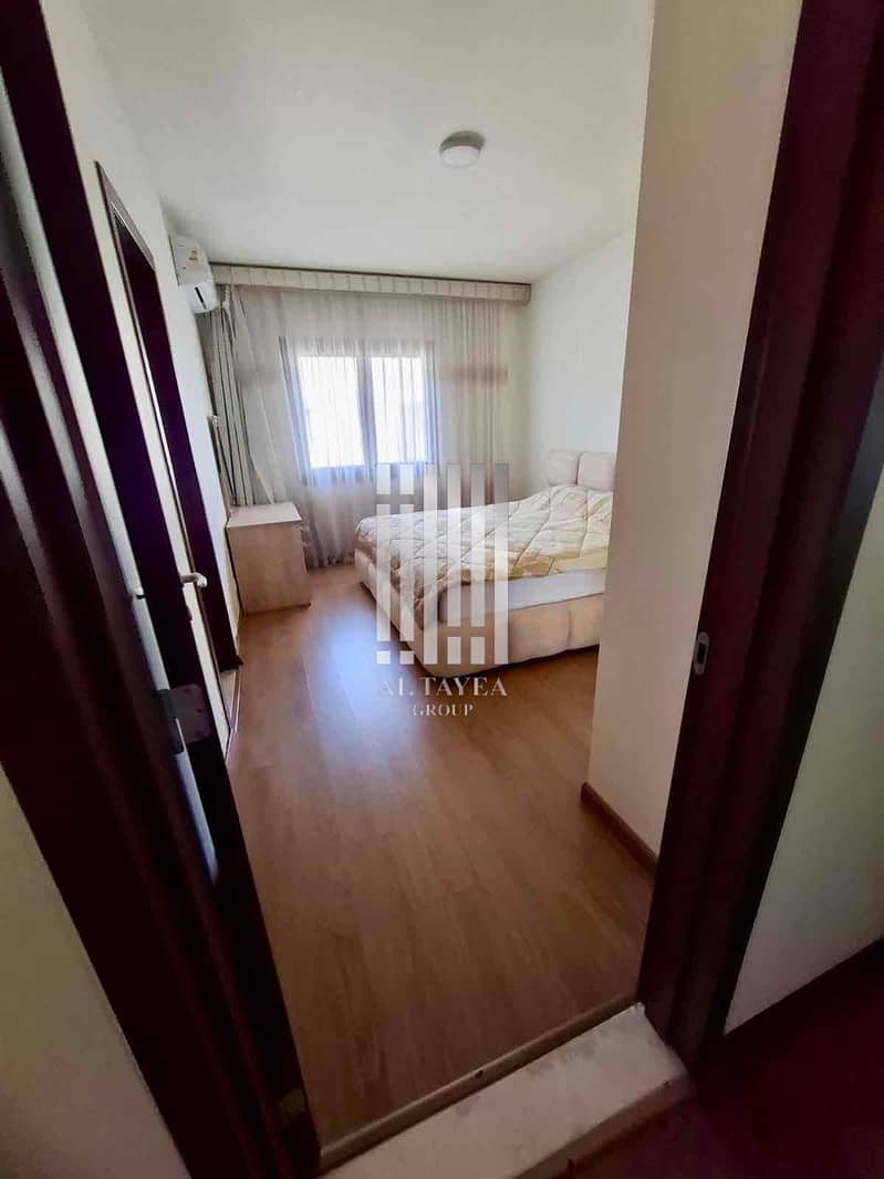 4 5ec57b6b-6113-427c-8680-b9923b744448. jpg