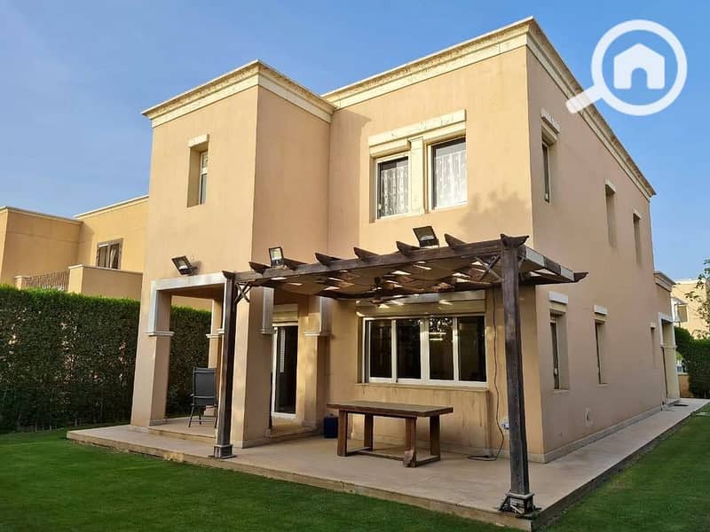 6 519421725_2462374934128048_5507107871337419165_n. jpg