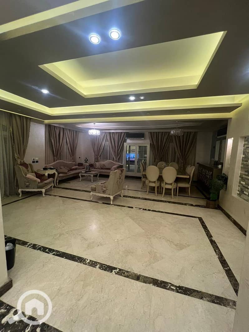 10 490005248_1836150913846209_5855798926656778107_n. jpg