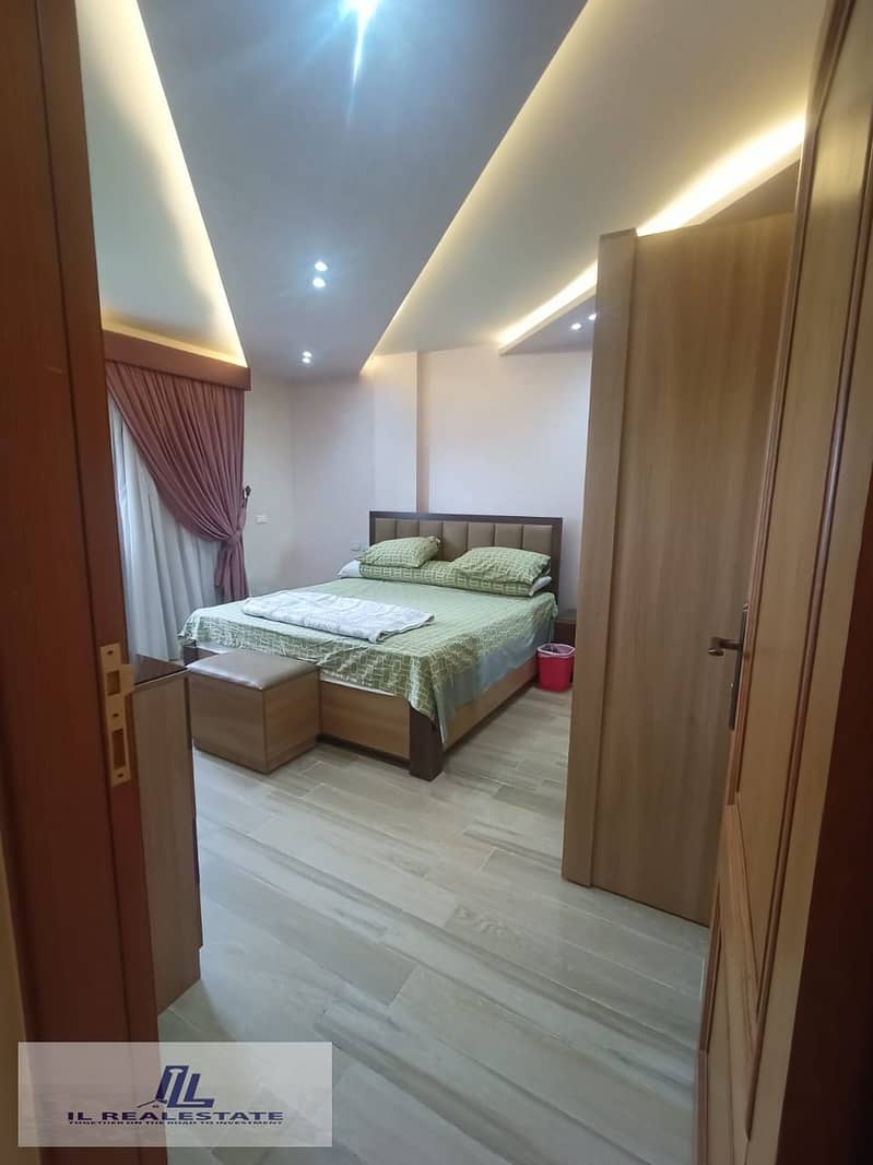 23 db795227-a3bd-4f10-8d99-dcbaeb157b09. jpg