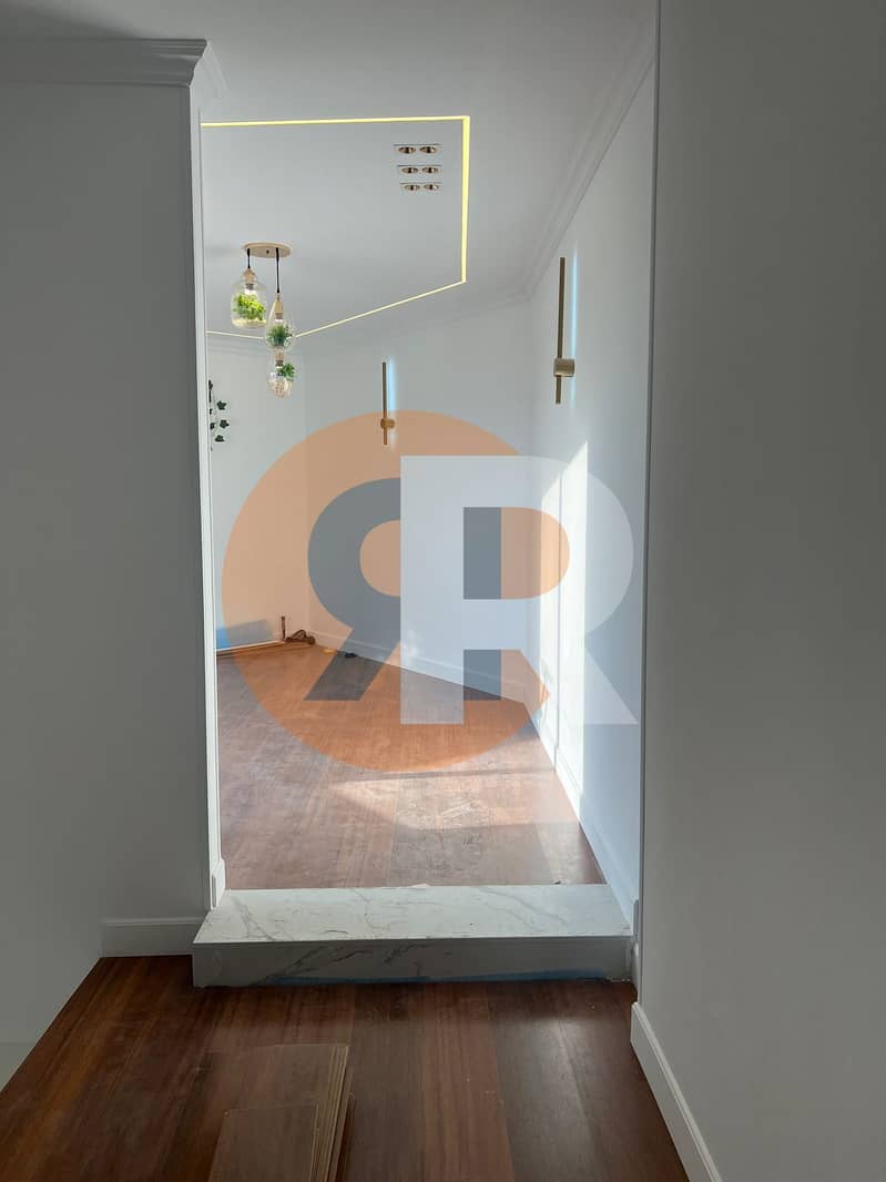 2 WhatsApp Image 2025-10-25 at 17.16. 43_c90bc4a2. jpg