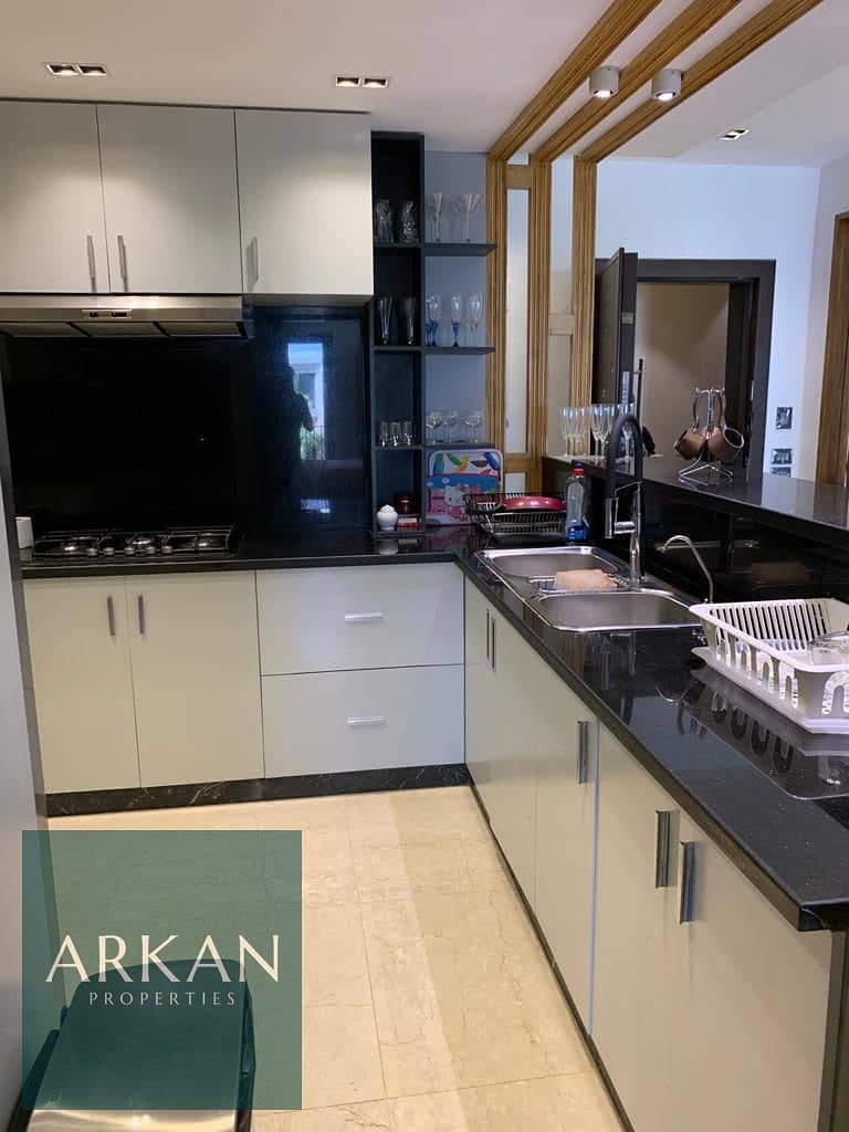 15 b47c589f-d45b-4012-aa2c-41b917b44228. jpg