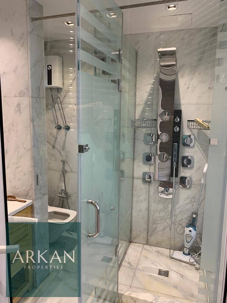 16 b87799cb-de02-4301-8d9a-63d748f48f1f. jpg