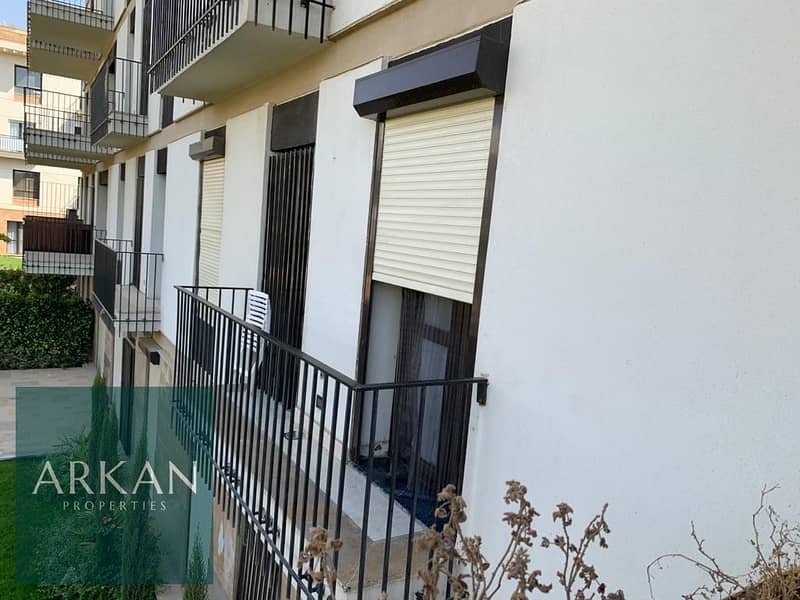 18 d142b9be-a359-4446-ba61-5b6b4039671d. jpg