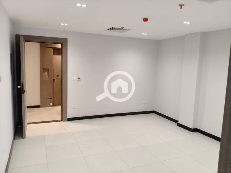 9 WhatsApp Image 2025-10-29 at 6.50. 32 PM. jpeg