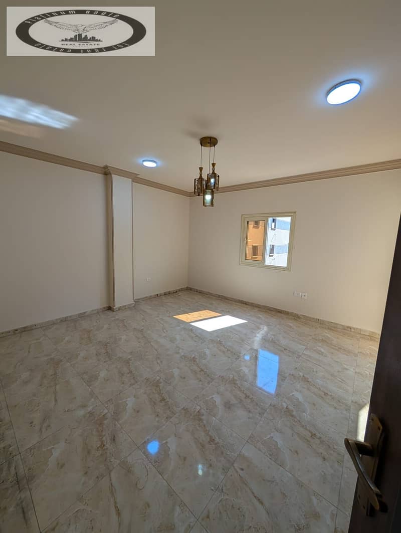 4 28950585-8338-48b7-97bd-1d751523c60a. jpg