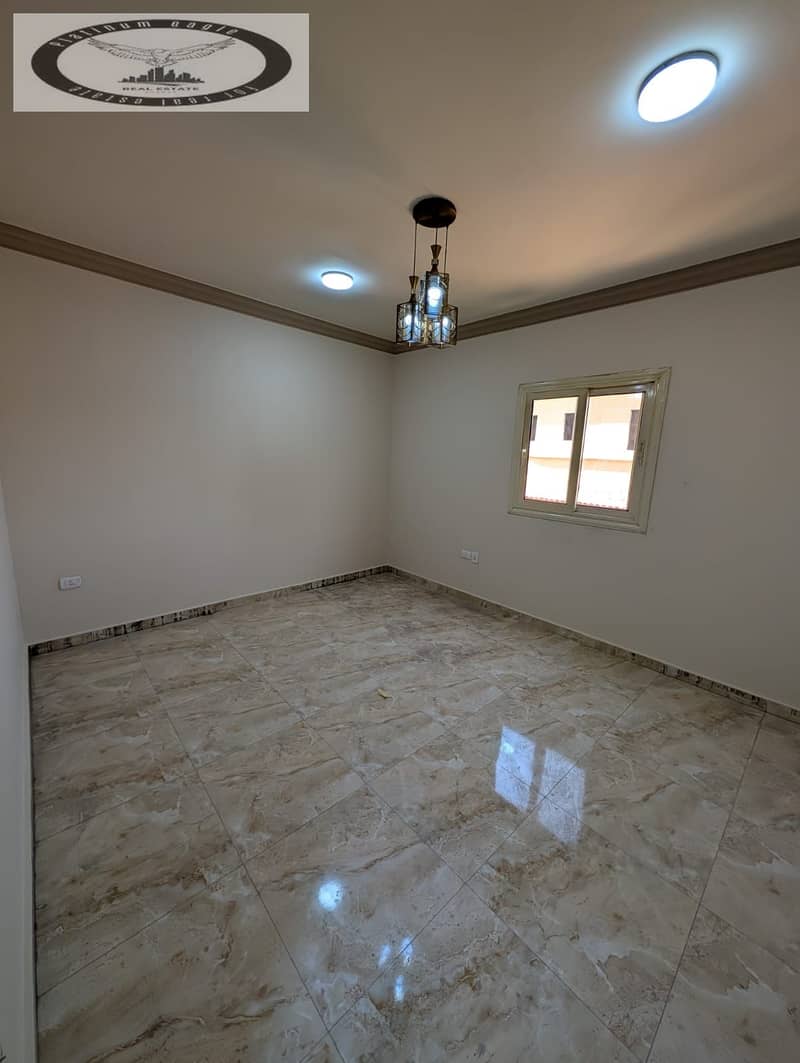 8 49d0fdeb-4f84-40b1-9024-2a8213ae1798. jpg