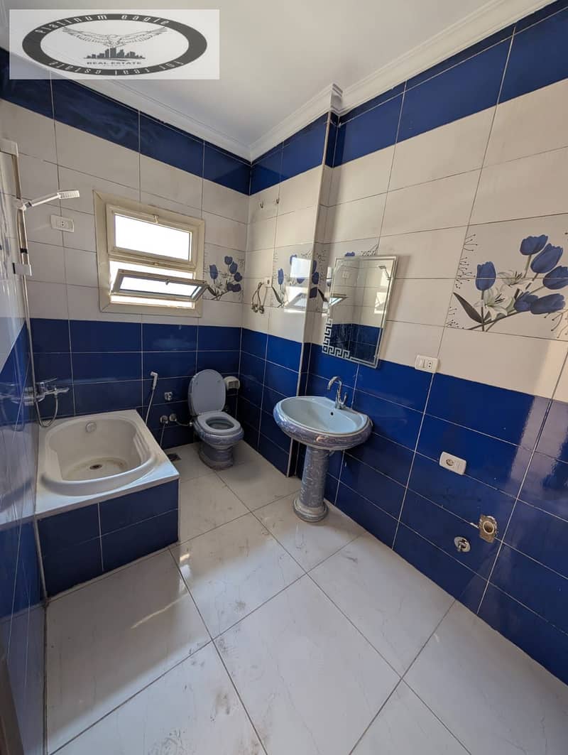 13 a1dffd15-2198-4d95-b342-8cde3bf83a7f. jpg