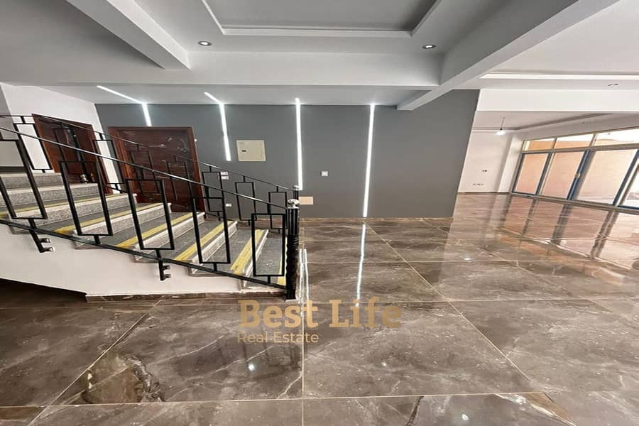 6 WhatsApp Image 2025-10-29 at 1.00. 23 PM (2). jpg