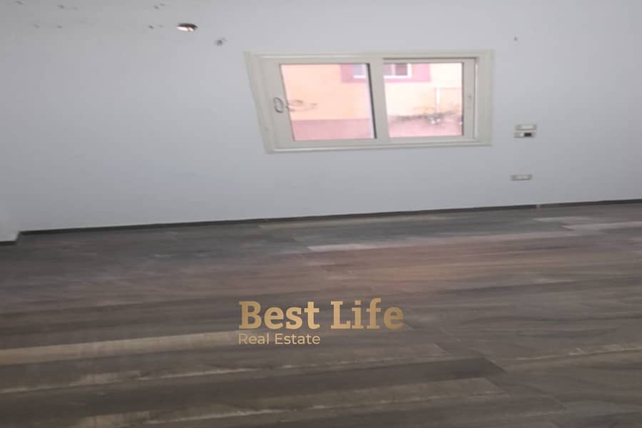 7 WhatsApp Image 2025-10-29 at 1.00. 23 PM. jpg