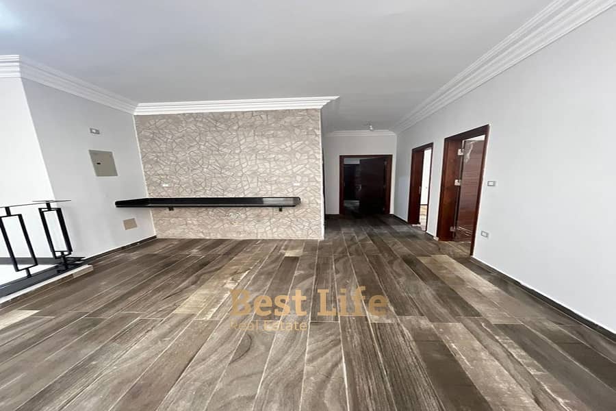 8 WhatsApp Image 2025-10-29 at 1.00. 24 PM (1). jpg