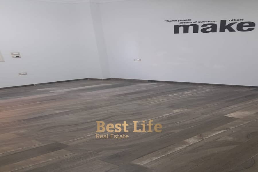 10 WhatsApp Image 2025-10-29 at 1.00. 24 PM. jpg